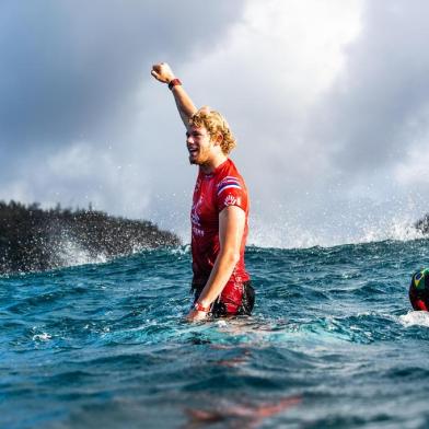 Billabong Pipe Masters Presented bu Hydro Flask - Men's WSL Championship Tour 2021John John Florence vence Medina e é campeão em PipelineEditoria: SLocal: PipelineIndexador: Tony HeffSecao: SPOFonte: World Surf LeagueFotógrafo: Contributor<!-- NICAID(14673377) -->