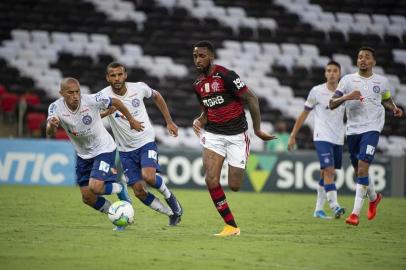 Meia Gerson, do Flamengo, durante partida com o Bahia pelo Brasileirão<!-- NICAID(14673552) -->