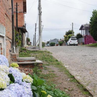  CAXIAS DO SUL, RS, BRASIL (09/12/2020)Rua Albano Caberlon, no bairro Esplanada, para reportagem sobre como é viver em um local conhecido no meio policial pela criminalidade.  (Antonio Valiente/Agência RBS)<!-- NICAID(14663867) -->