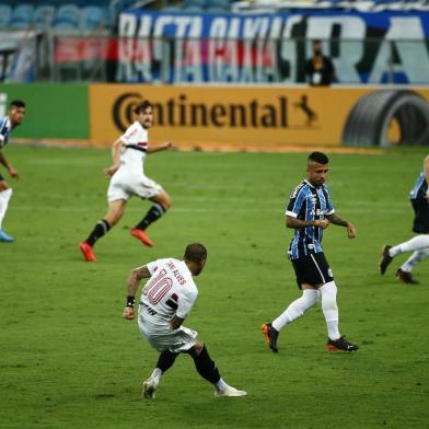  PORTO ALEGRE, RS, BRASIL - 23.12.2020 - O Grêmio recebe o São Paulo nesta quarta-feira (23), na Arena, em jogo válido pela ida das semifinais da Copa do Brasil. (Foto: Félix Zucco/Agencia RBS)<!-- NICAID(14676495) -->