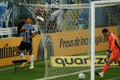  PORTO ALEGRE, RS, BRASIL - 23.12.2020 - O Grêmio recebe o São Paulo nesta quarta-feira (23), na Arena, em jogo válido pela ida das semifinais da Copa do Brasil. (Foto: Félix Zucco/Agencia RBS)<!-- NICAID(14676505) -->