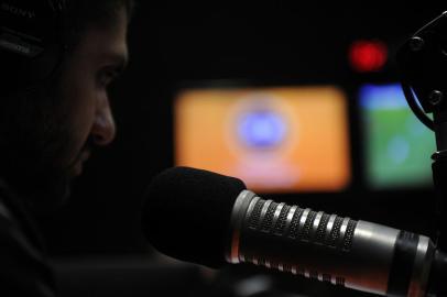  CAXIAS DO SUL, RS, BRASIL, 26/03/2019 - Show dos esportes local com o convidado José Caetano Setti, vice-presidente de futebol da equipe Ser Caxias. Apresentação de Eduardo Costa e Cristiano Daros. (Marcelo Casagrande/Agência RBS)<!-- NICAID(14012842) -->