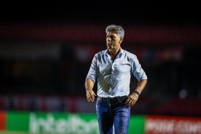 Gremio x Sao PauloRS - FUTEBOL/COPA DO BRASIL 2020 /GREMIO X SAO PAULO - ESPORTES - Lance da partida entre Gremio e Sao Paulo disputada na noite desta quarta-feira, no Estádio do Morumbi, em Sao Paulo, valida pela Copa do Brasil 2020. FOTO: LUCAS UEBEL/GREMIO FBPAEditoria: SPOLocal: Sao PauloIndexador: Lucas UebelSecao: futebolFonte: Gremio.netFotógrafo: Gremio x Sao Paulo<!-- NICAID(14680786) -->