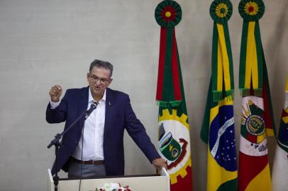  CANOAS, RS, BRASIL - 1º/01/2021 - Posse do prefeito eleito de Canoas, Jairo Jorge, e também dos vereadores para Gestão 2021 - 2024. Foto: Jefferson Botega/Agência RBS<!-- NICAID(14681378) -->