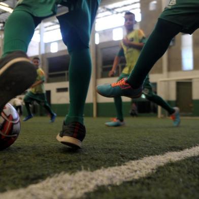  CAXIAS DO SUL, RS, BRASIL, 25/11/2019Projeto virando o jogo realizado pelo Clube do Juventude no Centro de Treinamento.(Lucas Amorelli/Agência RBS)<!-- NICAID(14336962) -->