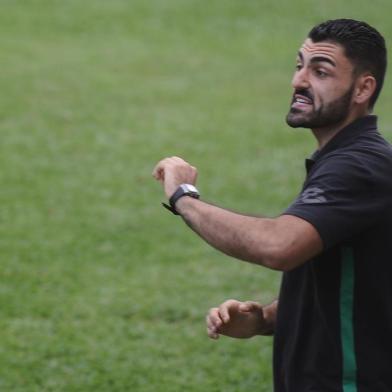  FLORES DA CUNHA, RS, BRASIL, 17/12/2020 - Juventude e Fluminense  se enfrentam as 15 horas no estádio Homero Soldatelli, pelo campeonato brasileiro de aspirantes. (Marcelo Casagrande/Agência RBS)<!-- NICAID(14670894) -->