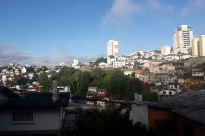 Em Caxias do Sul, termômetros chegam aos 26°C à tarde <!-- NICAID(14684184) -->