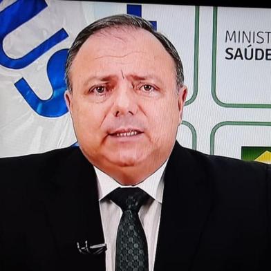  06/01/2021 ¿ O ministro da Saúde, Eduardo Pazuello, faz pronunciamento sobre a vacinação contra a Covid-19, em Rede Nacional Obrigatória de Emissoras de Rádio e Televisão.<!-- NICAID(14685137) -->