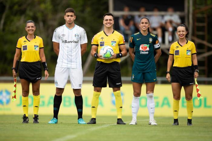 Selecao Feminina Faz Jogo Treino Com O Gremio Sub 16 Masculino E Nao Revela Placar Gzh