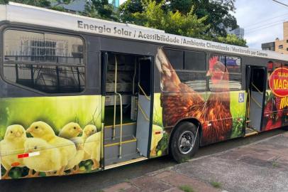 Granja Maggi lança ônibus para fazer feira<!-- NICAID(14712037) -->