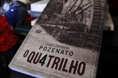 CAXIAS DO SUL, RS, BRASIL, 09/02/2021 -O escritor José Clemente Pozzenatto escreveu um novo final para seu romance O Quatrilho. (Marcelo Casagrande/Agência RBS)<!-- NICAID(14710103) -->