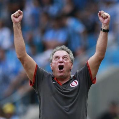 PORTO ALEGRE, RS, BRASIL, 30-03-2014:Campeonato Gaúcho - primeiro jogo da final (Gre-Nal 400), Grêmio x Inter na Arena.(Foto:Diego Vara/Agência RBS)Técnico Abel Braga<!-- NICAID(10359862) -->