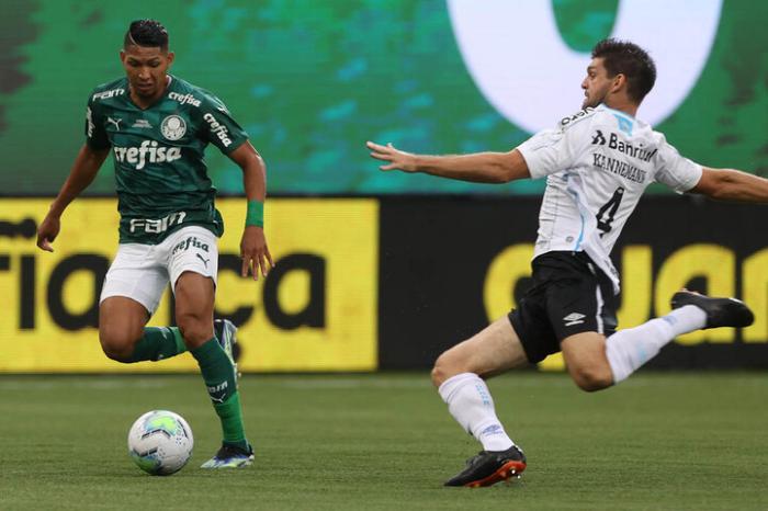 Grêmio acaba superado pelo Palmeiras no jogo de ida das quartas de