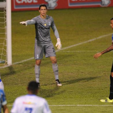 BENTO GONÇALVES, RS, BRASIL (13/03/2021)Jogo Esportivo x Grêmio da quarta rodada da primeira fase do Gauchão no Estádio Montanha do Vinhedos. (Antonio Valiente/Agência RBS)Indexador: AVS                             <!-- NICAID(14734535) -->