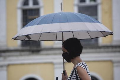 PORTO ALEGRE - Mau tempo em Porto Alegre na manhã desta quarta-feira, 17 de março de 2021. Indexador: Mateus Bruxel / Agencia RBSIndexador: Mateus Bruxel<!-- NICAID(14736870) -->