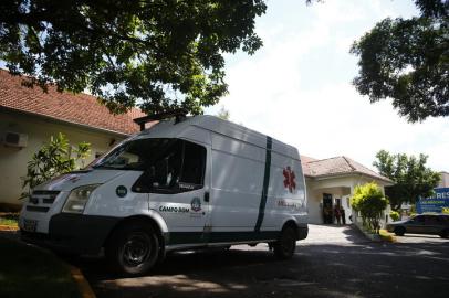 Seis pacientes que estavam internados no Hospital Municipal Lauro Reus, em Campo Bom, no Vale do Sinos, morreram na manhã desta sexta-feira (19/03). Os óbitos teriam ocorrido após uma falha no sistema de distribuição de oxigênio. O hospital não informa se os pacientes estavam ou não internados para tratamento de covid-19.<!-- NICAID(14739048) -->