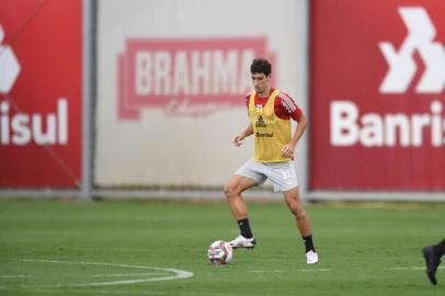 22/03/2021- Rodrigo Dourado, volante do Internacional. Foto: Ricardo Duarte/  Internacional / <!-- NICAID(14740533) -->