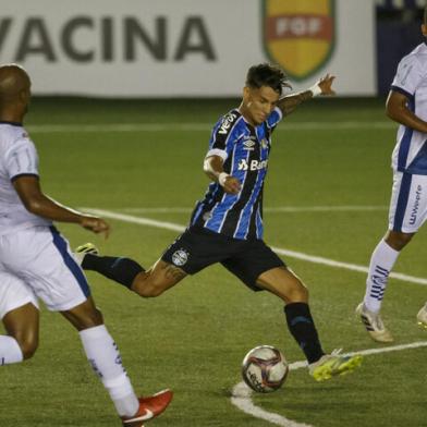 PORTO ALEGRE, RS, BRASIL, 22/03/2021- São José x Grêmio: jogo atrasado da terceira rodada do Gauchão. Foto: Jefferson Botega / Agencia RBSIndexador: Jeff Botega<!-- NICAID(14740843) -->