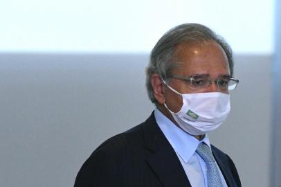 Brasília, DF- Ministro da Economia, Paulo Guedes, durante cerimônia de posse do Ministro de Estado da Cidadania e do Ministro de Estado Chefe da Secretaria-Geral da Presidência da República; e sanção da Lei da Autonomia do Banco Central, no salão nobre do Palácio do Planalto, em Brasília FOTO: EDU ANDRADE/Ascom/ME<!-- NICAID(14743225) -->