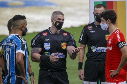 PORTO ALEGRE, RS, BRASIL - 03.04.2021 - Grêmio e Inter se enfrentam na Arena pela nona rodada do Campeonato Gaúcho. (Foto: Jefferson Botega/Agencia RBS)Indexador: Jeff Botega<!-- NICAID(14749761) -->