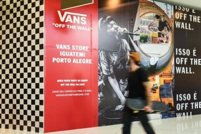 Nova loja da Vans no Iguatemi<!-- NICAID(14711425) -->