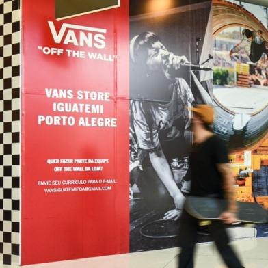 Nova loja da Vans no Iguatemi<!-- NICAID(14711425) -->