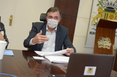 Prefeito Adiló Didomenico (PSDB) no balanço dos 100 dias de governo<!-- NICAID(14754634) -->