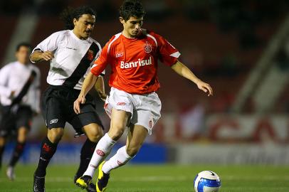 inter - colorado - beira-rio - porto alegre - futebol - vasco - brasileirão - alex - meia - 01/08/2007 