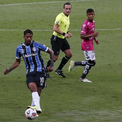 PORTO ALEGRE, RS, BRASIL - 14.04.2021 - O Grêmio recebe o Independiente del Valle em Porto Alegre, em duelo válido pelo jogo de volta da terceira fase da Libertadores. (Foto: Lauro Alves/Agencia RBS)<!-- NICAID(14758024) -->