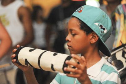 CAXIAS DO SUL, RS, BRASIL 06/02/2015Escola de Samba Pérola Negra ensaio para o carnaval 2015 (Felipe Nyland/Agência RBS)Indexador: FELIPE NYLAND<!-- NICAID(11182173) -->