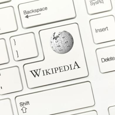 19/04/2021- Wikipedia (teclado com logotipo), pesquisa, internet. Foto: ArtemSam  / stock.adobe.comFonte: 76996915<!-- NICAID(14761147) -->