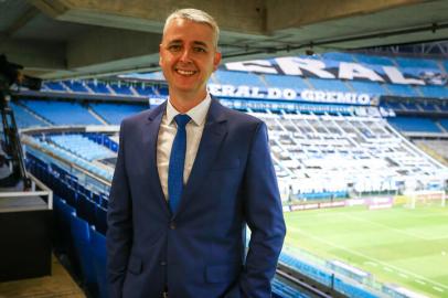 Gremio x La EquidadRS - FUTEBOL/CONMEBOL SULAMERICANA 2021 /GREMIO X LA EQUIDAD - ESPORTES - Tiago Nunes, novo técnico do Gremio, acompanha a partida entre Gremio e La Equidad disputada na noite desta quinta-feira, na Arena do Gremio, valida pela Sulamericana 2021. FOTO: LUCAS UEBEL/GREMIO FBPAEditoria: SPOIndexador: Lucas UebelSecao: futebolFonte: Gremio.netFotógrafo: Gremio x La Equidad<!-- NICAID(14764599) -->