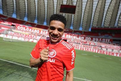 Taison, meia-atacante do Inter