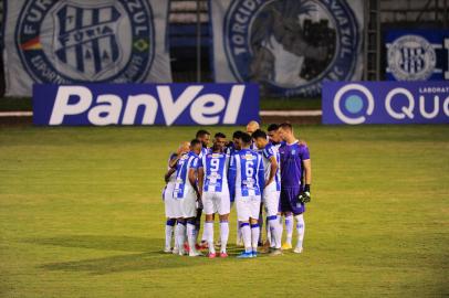 BENTO GONÇALVES, RS, BRASIL, 17/03/2021. Esportivo x Novo Hamburgo, jogo válido pela sétima rodada do Campeonato Gaúcho (Gauchão 2021) e realizado no Parque Esportivo Montanha dos Vinhedos. (Porthus Junior/Agência RBS)<!-- NICAID(14745787) -->