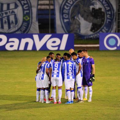 BENTO GONÇALVES, RS, BRASIL, 17/03/2021. Esportivo x Novo Hamburgo, jogo válido pela sétima rodada do Campeonato Gaúcho (Gauchão 2021) e realizado no Parque Esportivo Montanha dos Vinhedos. (Porthus Junior/Agência RBS)<!-- NICAID(14745787) -->