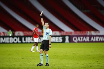 PORTO ALEGRE, RS, BRASIL - 27.04.2021 - O Inter recebe o Deportivo Táchira-VEN no Beira-Rio pela segunda rodada da fase de grupos da Libertadores. (Foto: Félix Zucco/Agencia RBS)<!-- NICAID(14768291) -->