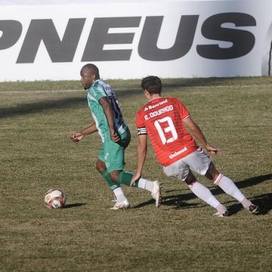 BENTO GONÇALVES, RS, BRASIL, 02/05/2021 - Campeonato Gaúcho - Juventude e Internacional se enfrentam as 16 horas, no estádio Montanha dos Vinhedos, em Bento Gonçalves. É a primeira partida da semifinal do Gauchão 2021. Marcelo Casagrande/Agência RBS)<!-- NICAID(14771969) -->