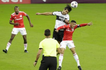 PORTO ALEGRE, RS, BRASIL - 05.05.2021 - O Inter enfrenta o Olimpia-PAR pela terceira rodada da fase de grupos da Libertadores. (Foto: Marco Favero/Agencia RBS)<!-- NICAID(14775444) -->