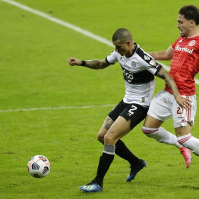 PORTO ALEGRE, RS, BRASIL - 05.05.2021 - O Inter enfrenta o Olimpia-PAR pela terceira rodada da fase de grupos da Libertadores. (Foto: Marco Favero/Agencia RBS)<!-- NICAID(14775500) -->