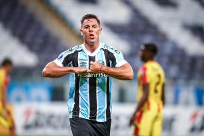 Gremio x AraguaRS - FUTEBOL/CONMEBOL SULAMERICANA 2021 /GREMIO X ARAGUA - ESPORTES - Lance da partida entre Gremio e Aragua disputada na noite desta quinta-feira, na Arena do Gremio, valida pela Sulamericana 2021. FOTO: LUCAS UEBEL/GREMIO FBPAEditoria: SPOLocal: Porto AlegreIndexador: Lucas UebelSecao: futebolFonte: Gremio.netFotógrafo: Gremio x Aragua<!-- NICAID(14776774) -->