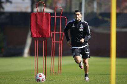 Juventude fez uma consulta por Nicolás Blandi, centroavante do Colo-Colo, do Chile.<!-- NICAID(14780129) -->