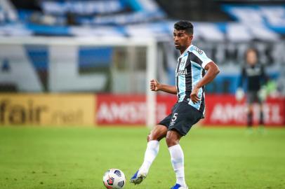 Gremio x LanusRS - FUTEBOL/CONMEBOL SULAMERICANA 2021 /GREMIO X LANUS - ESPORTES - Lance da partida entre Gremio e Lanus disputada na noite desta quinta-feira, na Arena do Gremio, valida pela Sulamericana 2021. FOTO: LUCAS UEBEL/GREMIO FBPAEditoria: SPOLocal: Porto AlegreIndexador: Lucas UebelSecao: futebolFonte: Gremio.netFotógrafo: Gremio x Lanus<!-- NICAID(14782942) -->