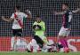 Com volante no gol, River Plate vence Santa Fe e lidera Grupo D