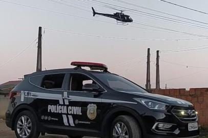 Operação da polícia catarinense cumpre mandado judicial em presídio gaúcho <!-- NICAID(14788463) -->