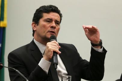 O ministro da Justiça e Segurança Pública, Sergio Moro, participa de audiência pública na Comissão de Segurança Pública e Combate ao Crime Organizado da Câmara  sobre o decreto que flexibiliza uso de armas de fogo.