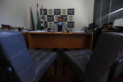 PORTO ALEGRE, RS, BRASIL,  30/04/2021-Investigação sobre absuo sexual de meninas em Cachoeirinha. Na foto: Delegado Anderson Spier.  Lauro Alves / Agencia RBS<!-- NICAID(14770811) -->