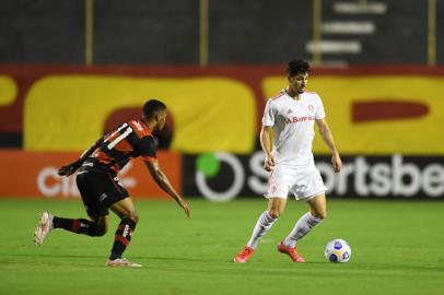 SALVADOR, BA, BRASIL - 03.06.2021 - O Inter visita o Vitória no Barradão, pelo jogo de ida da terceira fase da Copa do Brasil.<!-- NICAID(14800436) -->