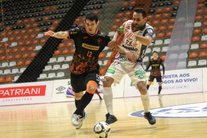 Em Carlos Barbosa, ACBF empatou em 3 a 3 com o CAscavel pela Liga Nacional de Futsal.<!-- NICAID(14800474) -->