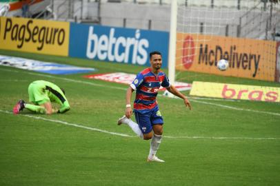 BRASILEIRO A 2021, FORTALEZA X INTERNACIONALCE - BRASILEIRO A 2021, FORTALEZA X INTERNACIONAL - ESPORTES - BRASILEIRO A 2021, FORTALEZA X INTERNACIONAL - Yago Pikachu jogador do Fortaleza comemora seu gol com jogadores do seu time durante partida contra o Internacional no estádio Arena Castelão pelo campeonato Brasileiro A 2021. 06/06/2021 - Foto: KELY PEREIRA/AGIF - AGÊNCIA DE FOTOGRAFIA/AGIF - AGÊNCIA DE FOTOGRAFIA/ESTADÃO CONTEÚDOEditoria: ESPORTESLocal: FORTALEZAIndexador: KELY PEREIRAFotógrafo: AGIF - AGÊNCIA DE FOTOGRAFIA<!-- NICAID(14802132) -->