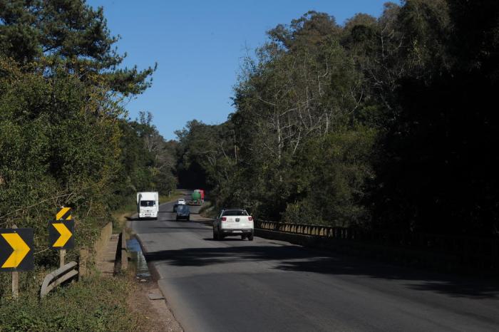 rodovias da Serra e Hortênsias nesta